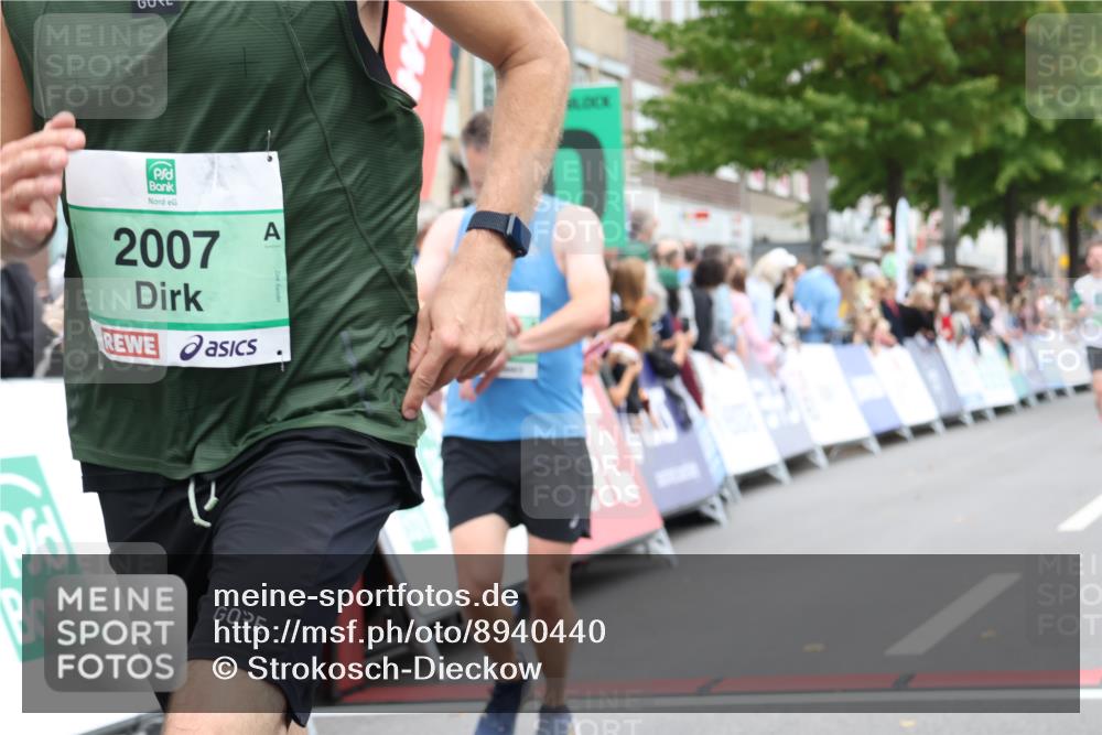 21.09.2025 - PSD Bank Halbmarathon Strokosch-Dieckow http://msf.ph/oto/8940440 21.09.2025 11:35:05 Ziel 1089, 1578, 2007 meine-sportfotos.de