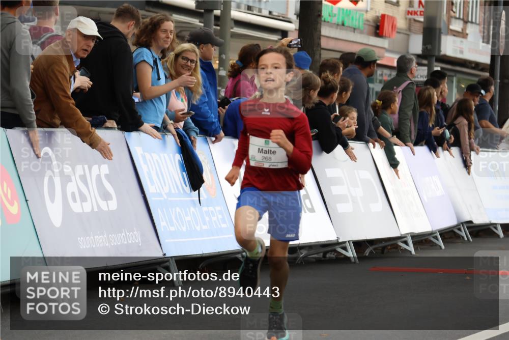 21.09.2025 - PSD Bank Halbmarathon Strokosch-Dieckow http://msf.ph/oto/8940443 21.09.2025 10:25:37 Ziel 206, 268 meine-sportfotos.de