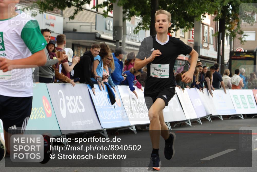21.09.2025 - PSD Bank Halbmarathon Strokosch-Dieckow http://msf.ph/oto/8940502 21.09.2025 10:25:50 Ziel 112, 115, 118, 162, 232, 248, 349, 444 meine-sportfotos.de