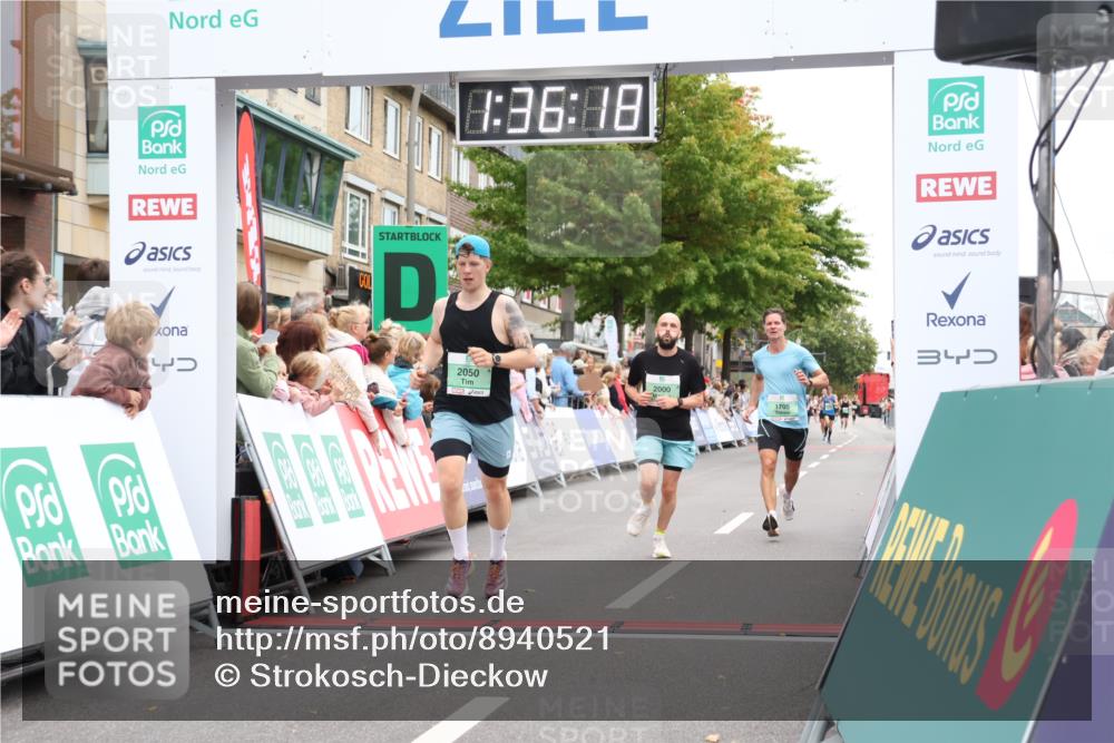 21.09.2025 - PSD Bank Halbmarathon Strokosch-Dieckow http://msf.ph/oto/8940521 21.09.2025 11:35:41 Ziel 1184, 1705, 2000, 2050 meine-sportfotos.de