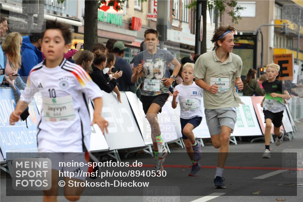 21.09.2025 - PSD Bank Halbmarathon Strokosch-Dieckow http://msf.ph/oto/8940530 21.09.2025 10:25:56 Ziel 112, 115, 118, 162, 232, 248, 302, 349, 421, 444, 450 meine-sportfotos.de
