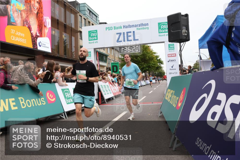 21.09.2025 - PSD Bank Halbmarathon Strokosch-Dieckow http://msf.ph/oto/8940531 21.09.2025 11:35:43 Ziel 1705, 2000, 2050 meine-sportfotos.de
