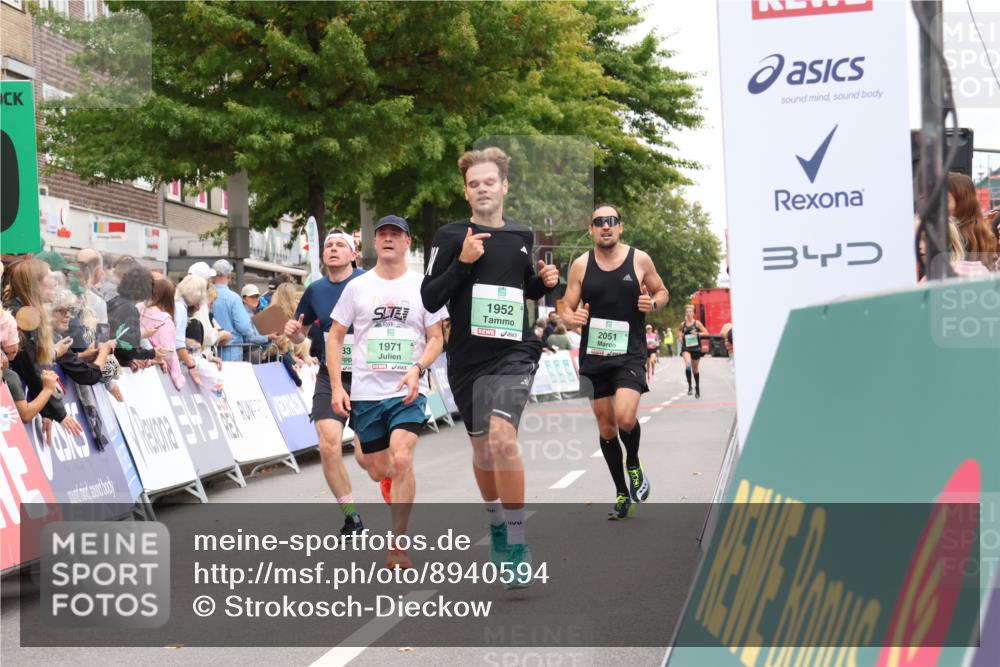 21.09.2025 - PSD Bank Halbmarathon Strokosch-Dieckow http://msf.ph/oto/8940594 21.09.2025 11:36:06 Ziel 1426, 1922, 1952, 1971, 2033, 2051, 2110 meine-sportfotos.de