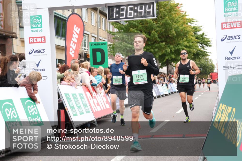 21.09.2025 - PSD Bank Halbmarathon Strokosch-Dieckow http://msf.ph/oto/8940599 21.09.2025 11:36:07 Ziel 1426, 1952, 1971, 2033, 2051 meine-sportfotos.de