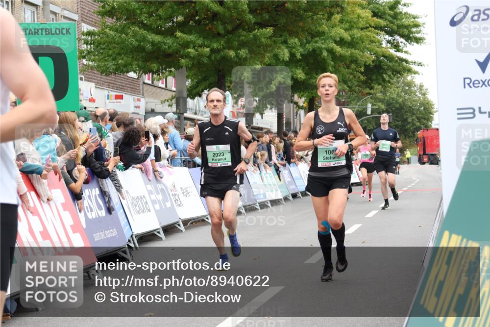 21.09.2025 - PSD Bank Halbmarathon Strokosch-Dieckow http://msf.ph/oto/8940622 21.09.2025 11:36:16 Ziel 1044, 1060, 1971, 2023 meine-sportfotos.de