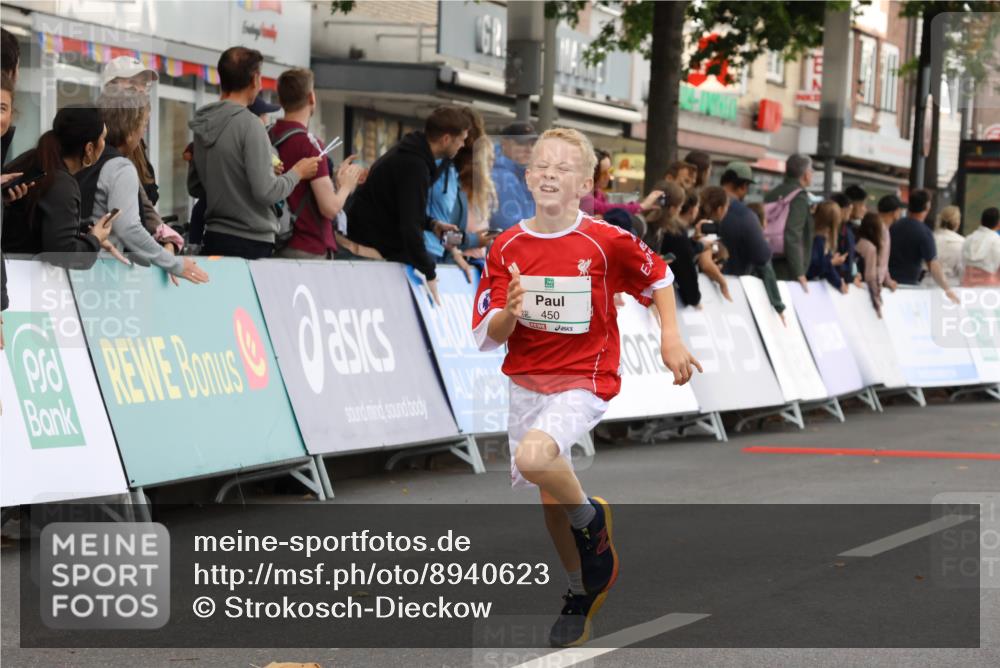 21.09.2025 - PSD Bank Halbmarathon Strokosch-Dieckow http://msf.ph/oto/8940623 21.09.2025 10:26:03 Ziel 106, 112, 115, 162, 226, 302, 421, 444, 450 meine-sportfotos.de
