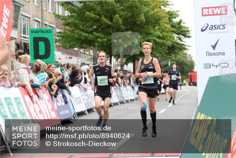 21.09.2025 - PSD Bank Halbmarathon Strokosch-Dieckow http://msf.ph/oto/8940624 21.09.2025 11:36:17 Ziel 1044, 1060, 1977, 2023 meine-sportfotos.de