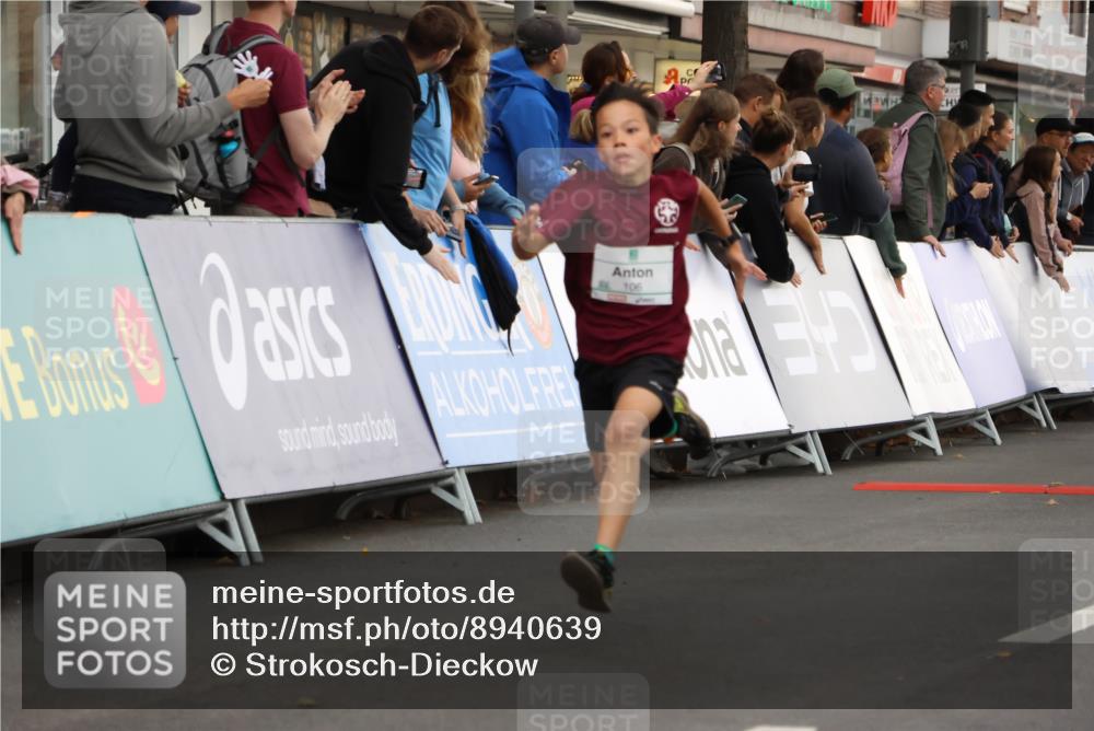 21.09.2025 - PSD Bank Halbmarathon Strokosch-Dieckow http://msf.ph/oto/8940639 21.09.2025 10:26:07 Ziel 106, 214, 226, 302, 421, 450 meine-sportfotos.de