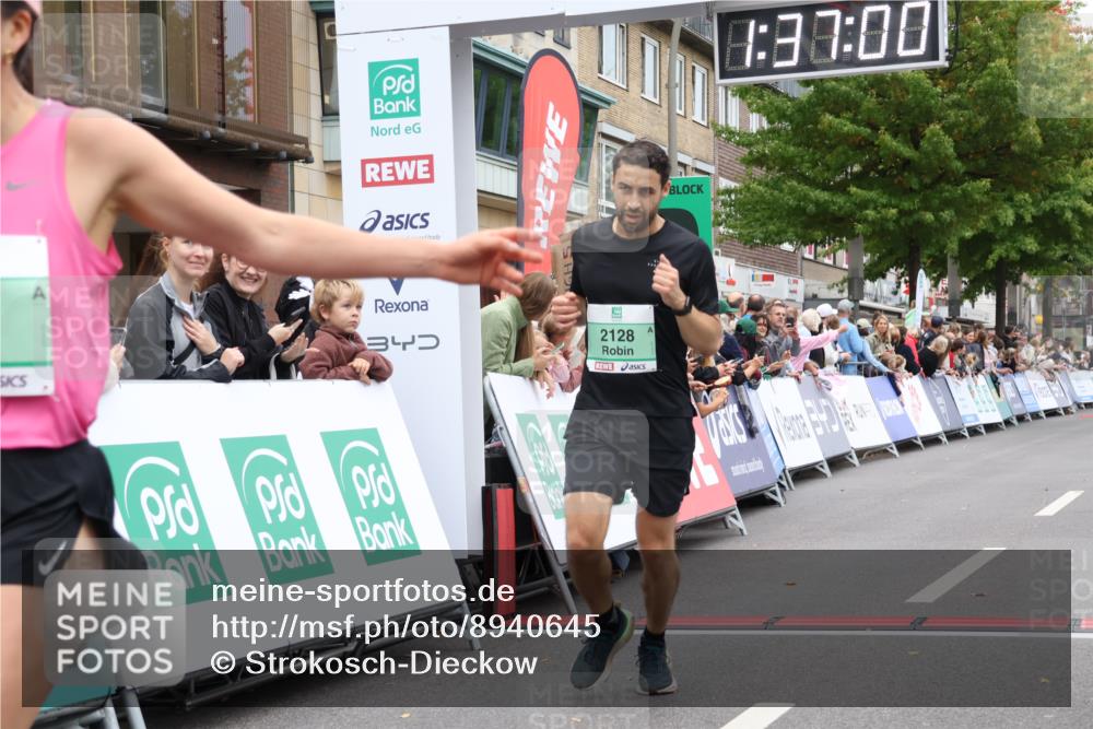 21.09.2025 - PSD Bank Halbmarathon Strokosch-Dieckow http://msf.ph/oto/8940645 21.09.2025 11:36:23 Ziel 1044, 1060, 1977, 2023, 2048, 2128 meine-sportfotos.de