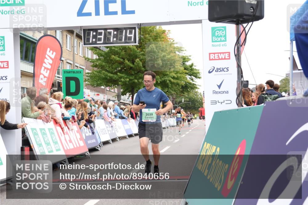 21.09.2025 - PSD Bank Halbmarathon Strokosch-Dieckow http://msf.ph/oto/8940656 21.09.2025 11:36:38 Ziel 1563, 2039 meine-sportfotos.de