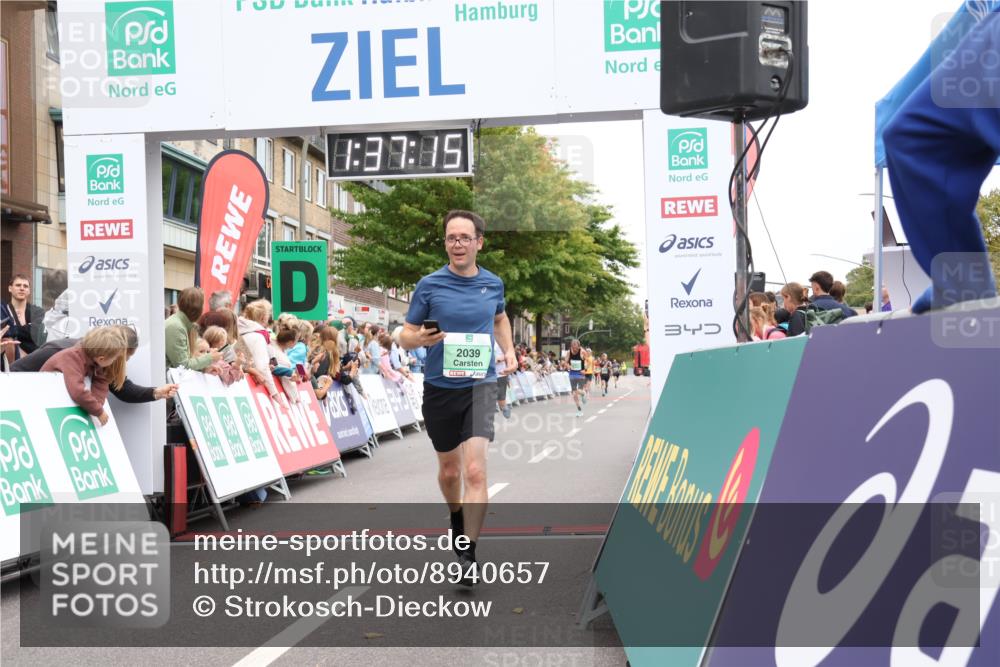 21.09.2025 - PSD Bank Halbmarathon Strokosch-Dieckow http://msf.ph/oto/8940657 21.09.2025 11:36:38 Ziel 1563, 2039 meine-sportfotos.de