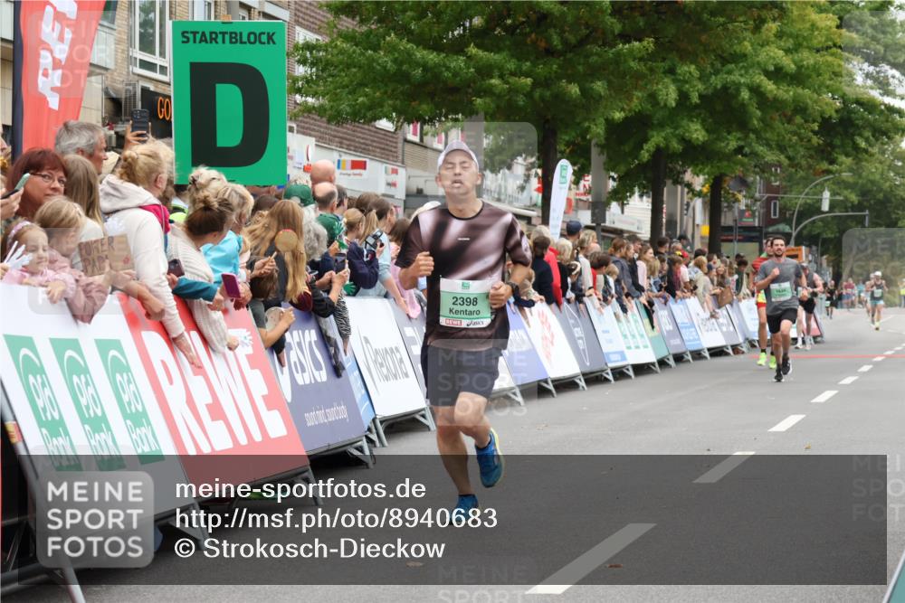 21.09.2025 - PSD Bank Halbmarathon Strokosch-Dieckow http://msf.ph/oto/8940683 21.09.2025 11:36:47 Ziel 1421, 1563, 1910, 2398 meine-sportfotos.de