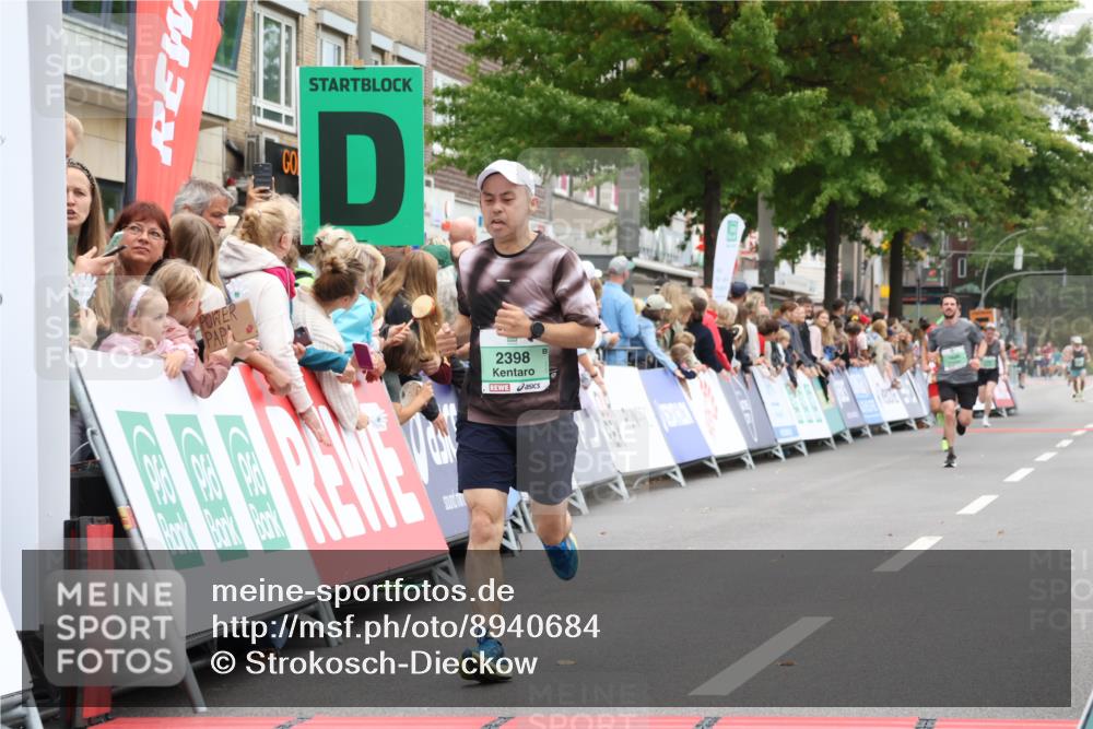 21.09.2025 - PSD Bank Halbmarathon Strokosch-Dieckow http://msf.ph/oto/8940684 21.09.2025 11:36:48 Ziel 1421, 1563, 1910, 2398 meine-sportfotos.de