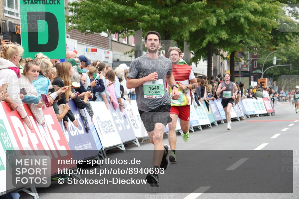21.09.2025 - PSD Bank Halbmarathon Strokosch-Dieckow http://msf.ph/oto/8940693 21.09.2025 11:36:52 Ziel 1646, 1910, 2030, 2398 meine-sportfotos.de