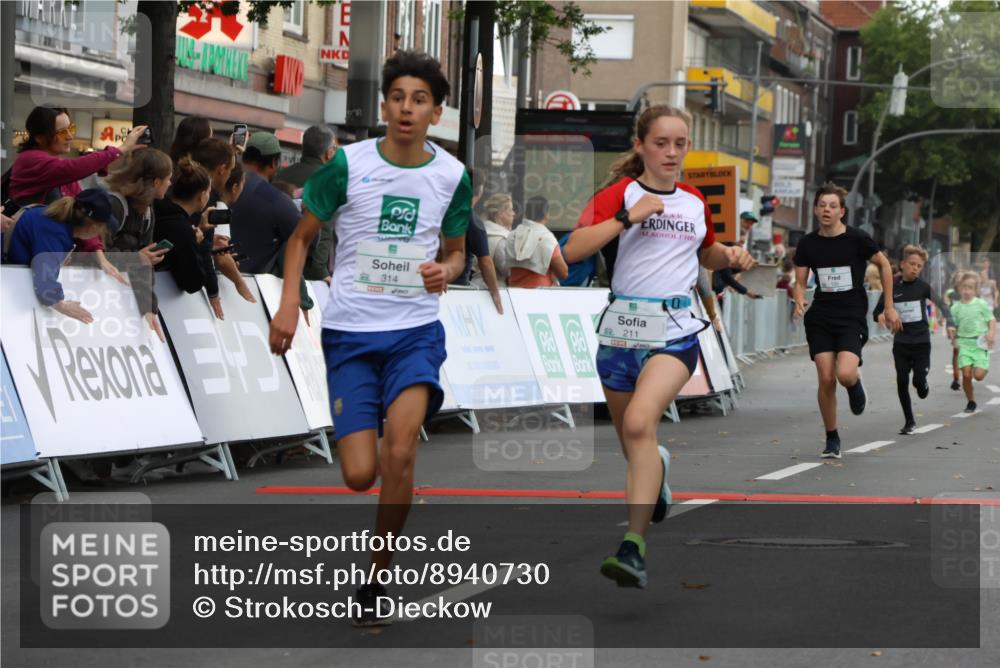 21.09.2025 - PSD Bank Halbmarathon Strokosch-Dieckow http://msf.ph/oto/8940730 21.09.2025 10:26:14 Ziel 106, 120, 207, 211, 214, 226, 314, 384 meine-sportfotos.de