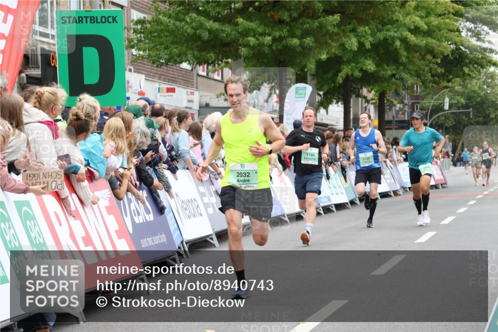 21.09.2025 - PSD Bank Halbmarathon Strokosch-Dieckow http://msf.ph/oto/8940743 21.09.2025 11:37:26 Ziel 1185, 1998, 2032, 2036, 2095, 2120 meine-sportfotos.de