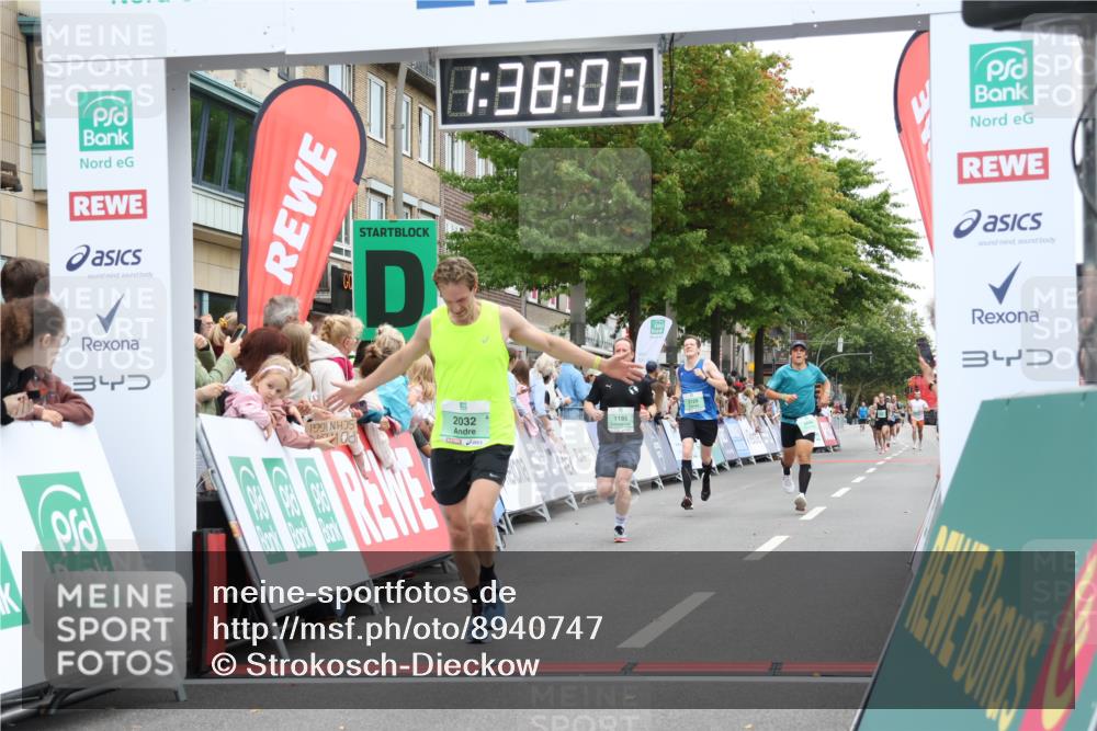 21.09.2025 - PSD Bank Halbmarathon Strokosch-Dieckow http://msf.ph/oto/8940747 21.09.2025 11:37:27 Ziel 1185, 1998, 2032, 2095, 2120 meine-sportfotos.de