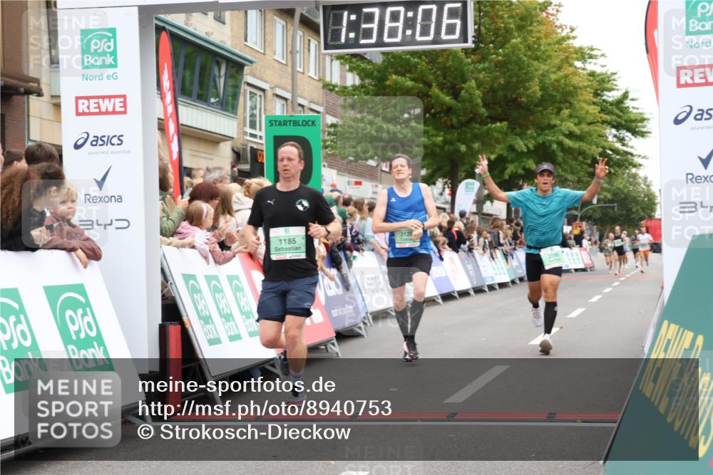 21.09.2025 - PSD Bank Halbmarathon Strokosch-Dieckow http://msf.ph/oto/8940753 21.09.2025 11:37:29 Ziel 1185, 1998, 2032, 2095, 2120 meine-sportfotos.de
