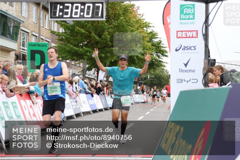 21.09.2025 - PSD Bank Halbmarathon Strokosch-Dieckow http://msf.ph/oto/8940756 21.09.2025 11:37:30 Ziel 1185, 1998, 2032, 2095, 2120 meine-sportfotos.de