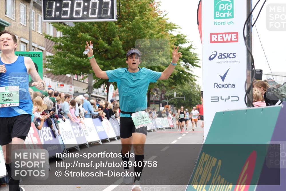21.09.2025 - PSD Bank Halbmarathon Strokosch-Dieckow http://msf.ph/oto/8940758 21.09.2025 11:37:30 Ziel 1185, 1998, 2032, 2095, 2120 meine-sportfotos.de