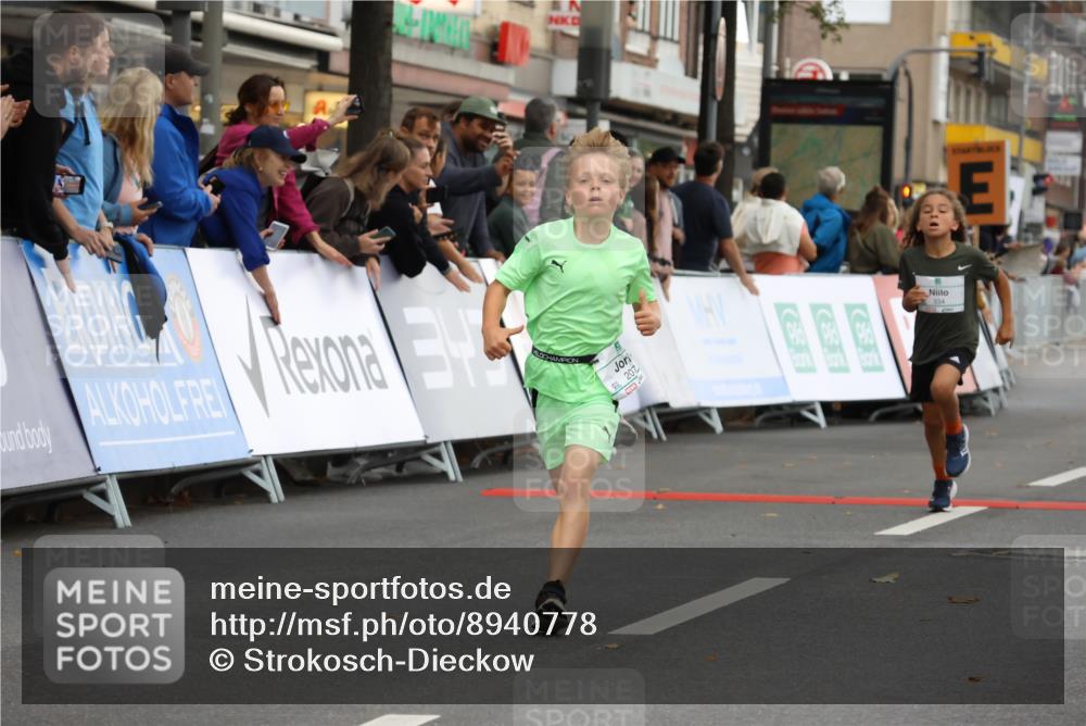 21.09.2025 - PSD Bank Halbmarathon Strokosch-Dieckow http://msf.ph/oto/8940778 21.09.2025 10:26:21 Ziel 120, 207, 211, 314, 334, 384 meine-sportfotos.de