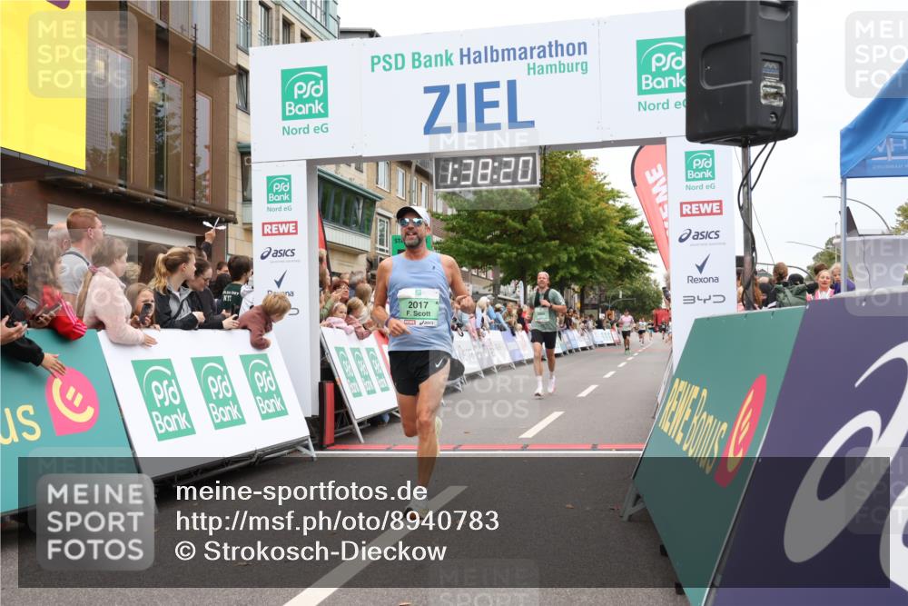 21.09.2025 - PSD Bank Halbmarathon Strokosch-Dieckow http://msf.ph/oto/8940783 21.09.2025 11:37:43 Ziel 1216, 2017, 2132, 2226, 3999 meine-sportfotos.de