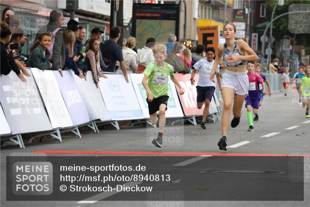 21.09.2025 - PSD Bank Halbmarathon Strokosch-Dieckow http://msf.ph/oto/8940813 21.09.2025 10:26:33 Ziel 111, 297, 347, 348, 379, 396 meine-sportfotos.de