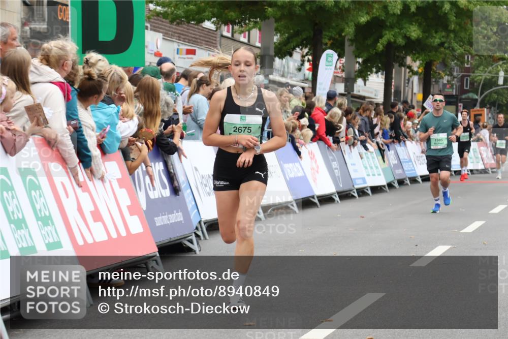 21.09.2025 - PSD Bank Halbmarathon Strokosch-Dieckow http://msf.ph/oto/8940849 21.09.2025 11:38:26 Ziel 1892, 1904, 1985, 2675 meine-sportfotos.de