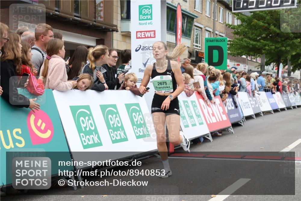 21.09.2025 - PSD Bank Halbmarathon Strokosch-Dieckow http://msf.ph/oto/8940853 21.09.2025 11:38:27 Ziel 1904, 1985, 2675 meine-sportfotos.de
