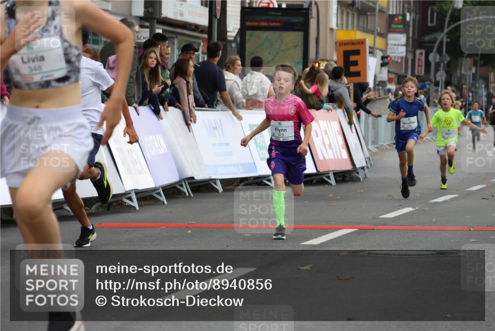 21.09.2025 - PSD Bank Halbmarathon Strokosch-Dieckow http://msf.ph/oto/8940856 21.09.2025 10:26:35 Ziel 111, 297, 347, 348, 379, 396 meine-sportfotos.de
