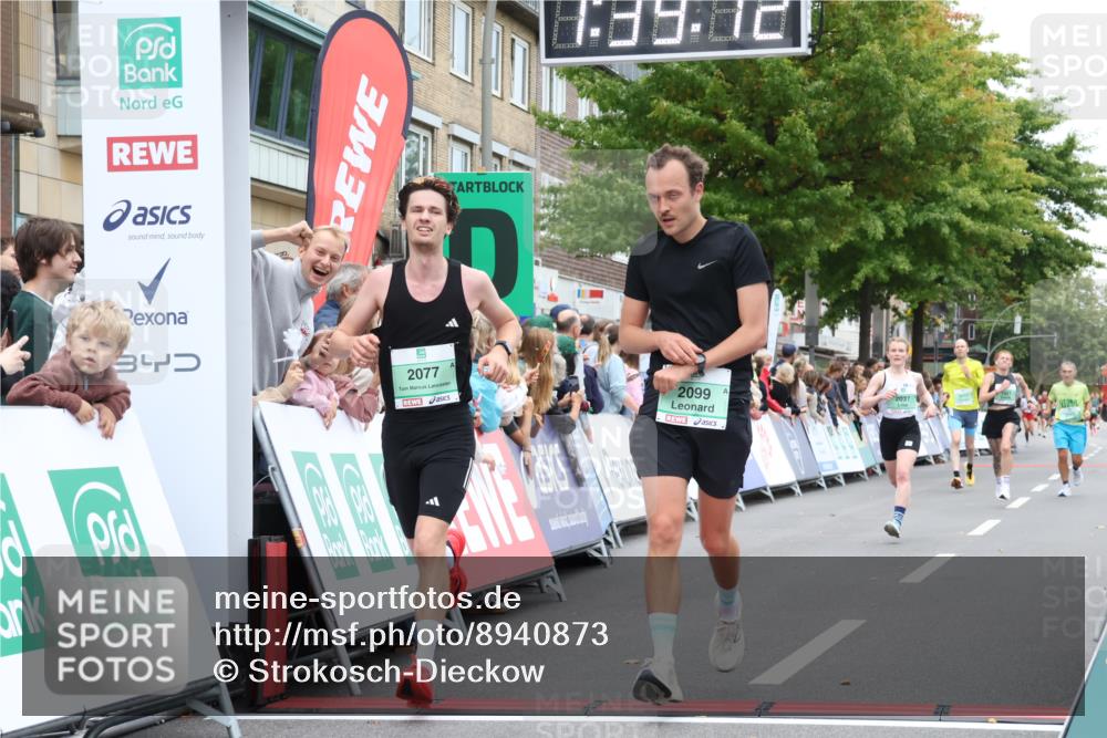 21.09.2025 - PSD Bank Halbmarathon Strokosch-Dieckow http://msf.ph/oto/8940873 21.09.2025 11:38:35 Ziel 1951, 1984, 1985, 2037, 2077, 2099 meine-sportfotos.de
