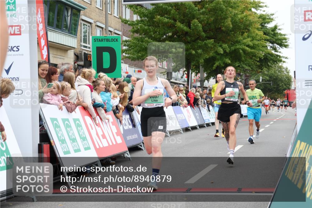 21.09.2025 - PSD Bank Halbmarathon Strokosch-Dieckow http://msf.ph/oto/8940879 21.09.2025 11:38:38 Ziel 1951, 1984, 1985, 2037, 2073, 2077, 2099, 2200 meine-sportfotos.de