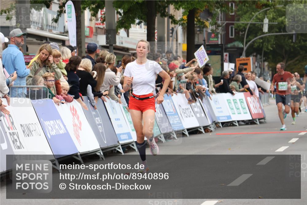 21.09.2025 - PSD Bank Halbmarathon Strokosch-Dieckow http://msf.ph/oto/8940896 21.09.2025 11:38:49 Ziel 1859, 2073, 2200 meine-sportfotos.de