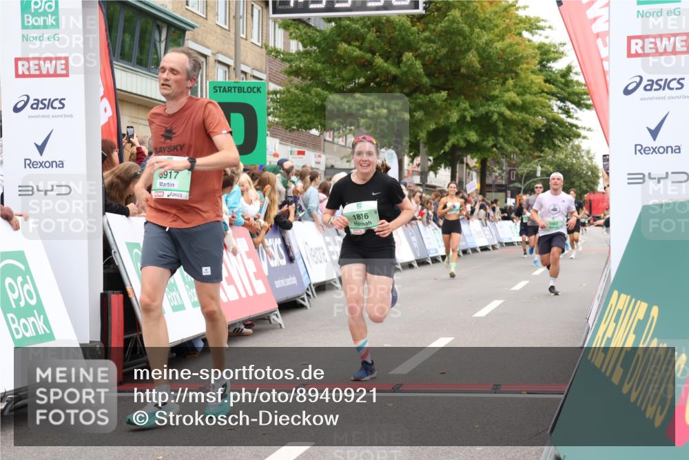 21.09.2025 - PSD Bank Halbmarathon Strokosch-Dieckow http://msf.ph/oto/8940921 21.09.2025 11:39:00 Ziel 1027, 1414, 1816, 1859, 2355, 3917 meine-sportfotos.de