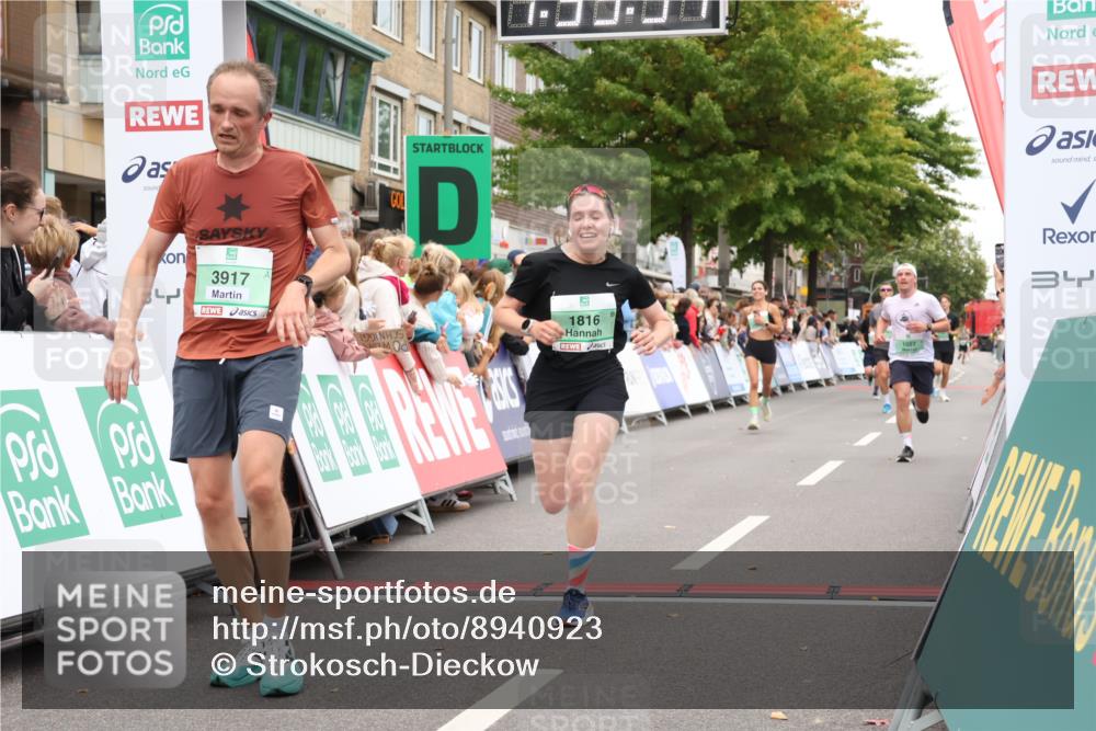 21.09.2025 - PSD Bank Halbmarathon Strokosch-Dieckow http://msf.ph/oto/8940923 21.09.2025 11:39:00 Ziel 1027, 1414, 1816, 1859, 2355, 3917 meine-sportfotos.de