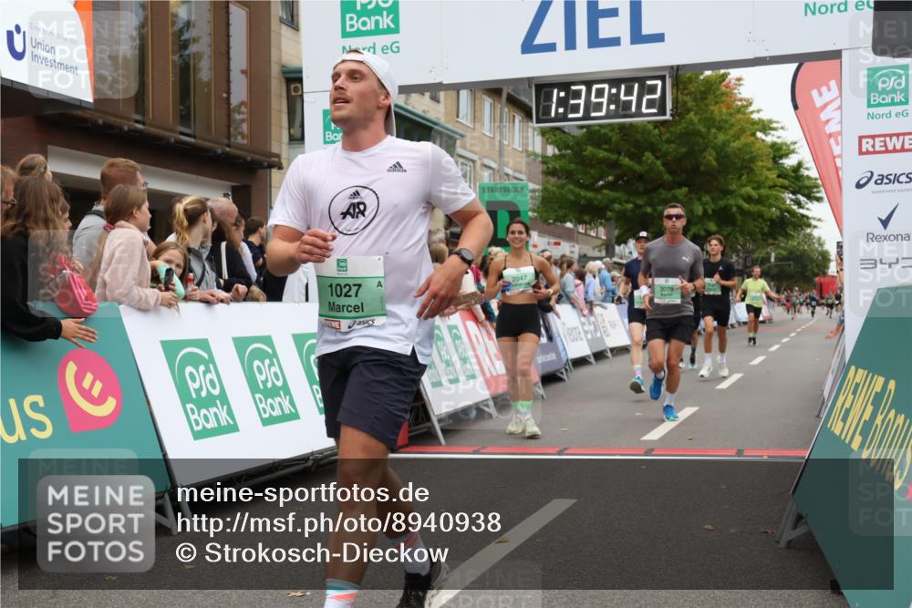 21.09.2025 - PSD Bank Halbmarathon Strokosch-Dieckow http://msf.ph/oto/8940938 21.09.2025 11:39:05 Ziel 1027, 1147, 1414, 1816, 1917, 2047, 2055, 2079, 3917 meine-sportfotos.de