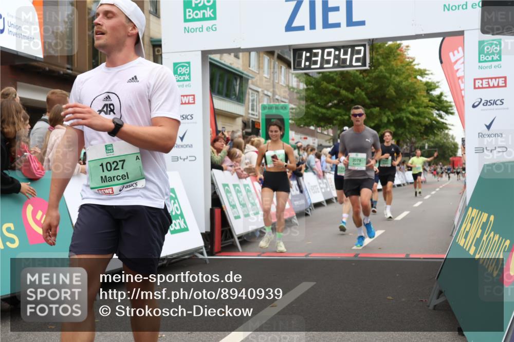 21.09.2025 - PSD Bank Halbmarathon Strokosch-Dieckow http://msf.ph/oto/8940939 21.09.2025 11:39:05 Ziel 1027, 1147, 1414, 1816, 1917, 2047, 2055, 2079, 3917 meine-sportfotos.de