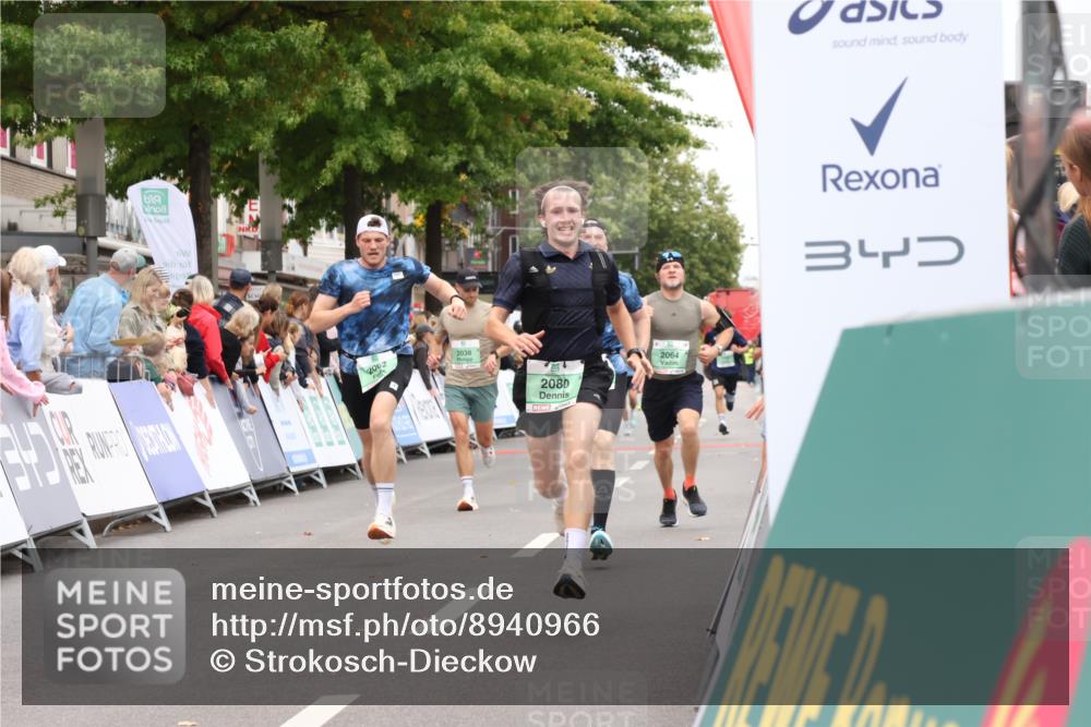 21.09.2025 - PSD Bank Halbmarathon Strokosch-Dieckow http://msf.ph/oto/8940966 21.09.2025 11:39:17 Ziel 2038, 2062, 2064, 2080, 2137, 2175 meine-sportfotos.de