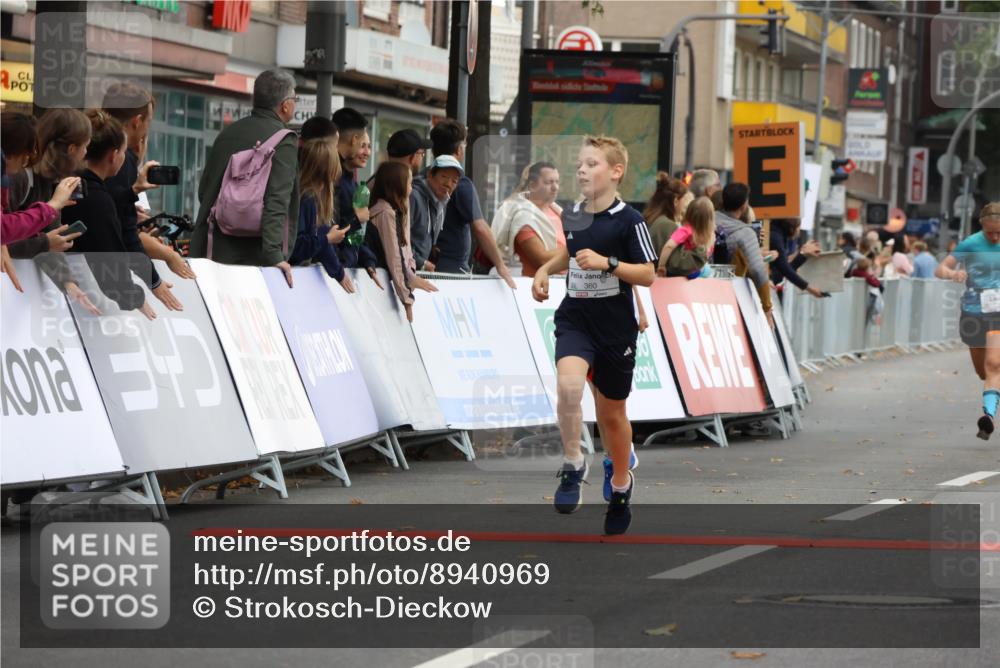 21.09.2025 - PSD Bank Halbmarathon Strokosch-Dieckow http://msf.ph/oto/8940969 21.09.2025 10:26:48 Ziel 143, 152, 209, 210, 222, 283, 297, 360, 396 meine-sportfotos.de