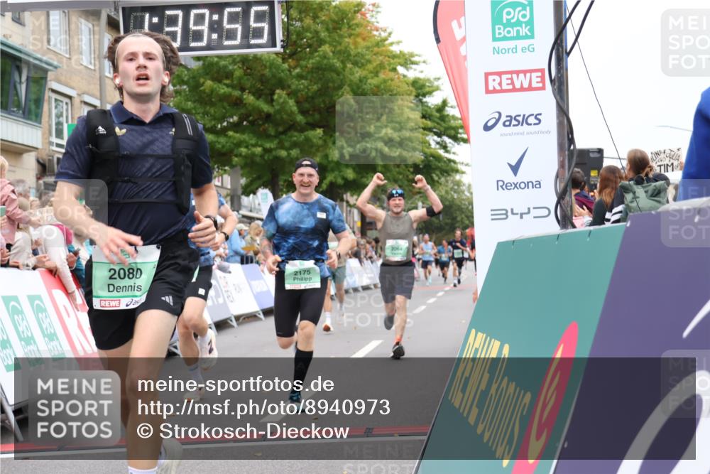 21.09.2025 - PSD Bank Halbmarathon Strokosch-Dieckow http://msf.ph/oto/8940973 21.09.2025 11:39:19 Ziel 1227, 2038, 2062, 2064, 2080, 2137, 2175 meine-sportfotos.de