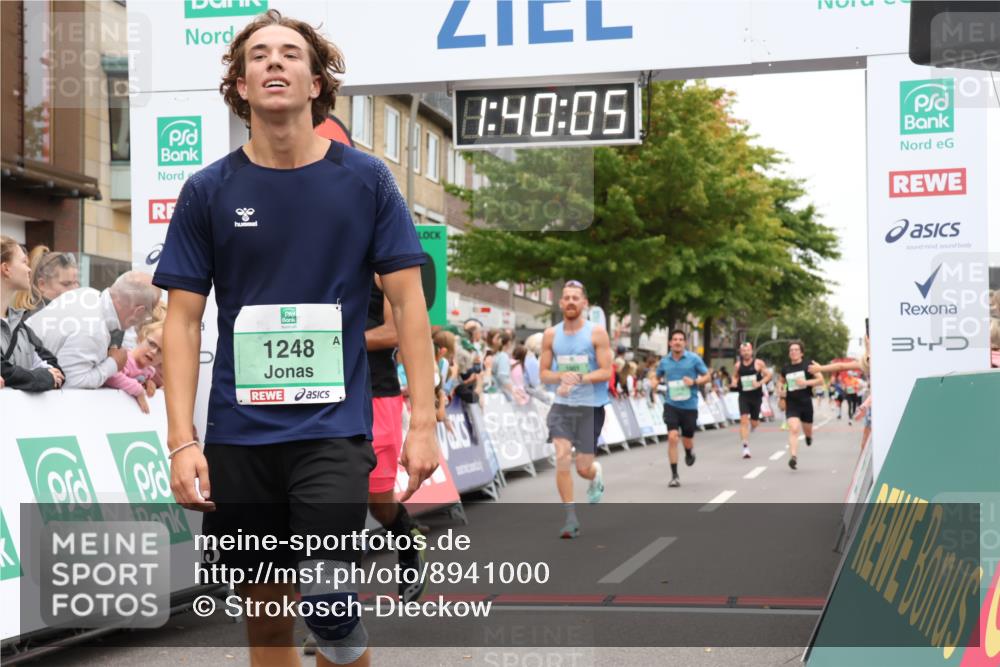 21.09.2025 - PSD Bank Halbmarathon Strokosch-Dieckow http://msf.ph/oto/8941000 21.09.2025 11:39:29 Ziel 1110, 1227, 1248, 1416, 1769, 1901, 2038, 4055 meine-sportfotos.de
