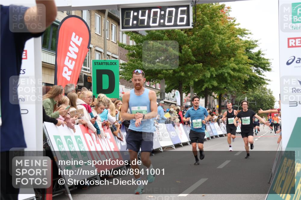 21.09.2025 - PSD Bank Halbmarathon Strokosch-Dieckow http://msf.ph/oto/8941001 21.09.2025 11:39:29 Ziel 1110, 1227, 1248, 1416, 1769, 1901, 2038, 4055 meine-sportfotos.de