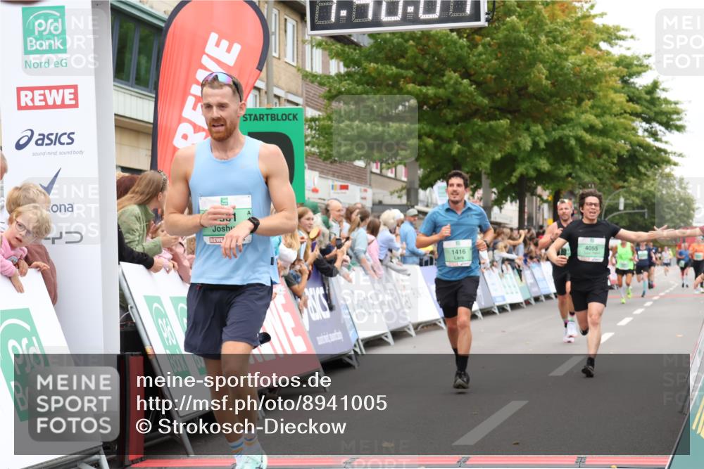 21.09.2025 - PSD Bank Halbmarathon Strokosch-Dieckow http://msf.ph/oto/8941005 21.09.2025 11:39:30 Ziel 1110, 1227, 1248, 1416, 1769, 1901, 4055 meine-sportfotos.de