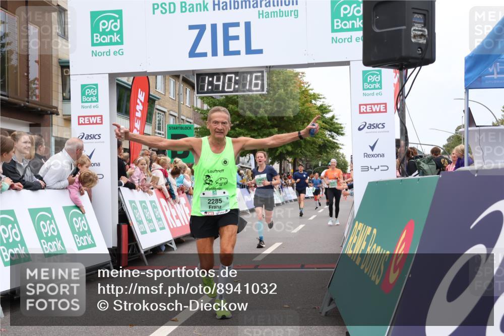 21.09.2025 - PSD Bank Halbmarathon Strokosch-Dieckow http://msf.ph/oto/8941032 21.09.2025 11:39:39 Ziel 1110, 1416, 1483, 1517, 1784, 2285, 2333, 2336, 4055 meine-sportfotos.de