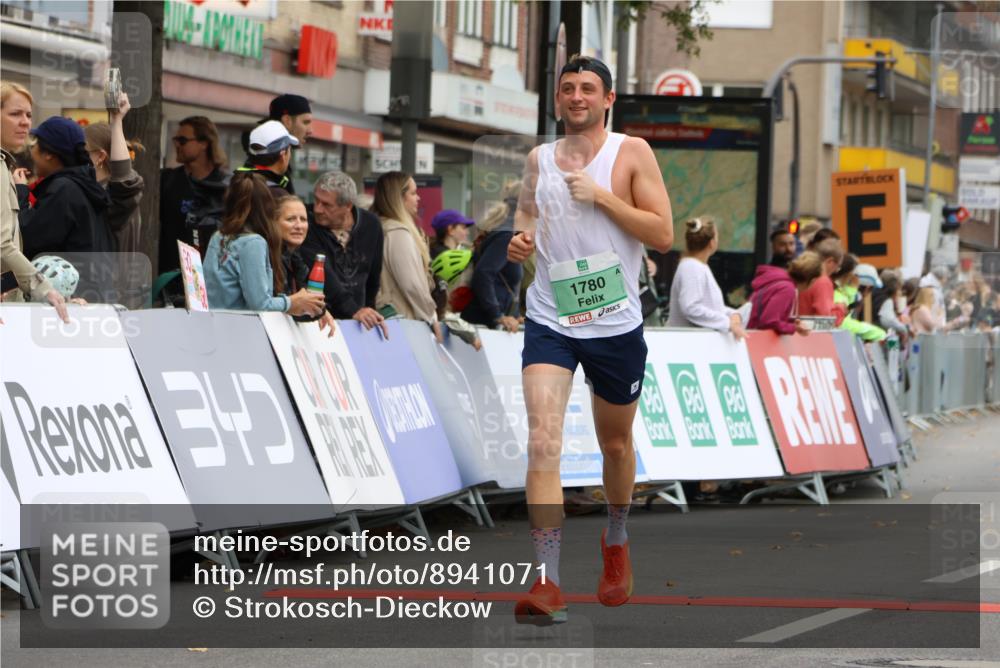 21.09.2025 - PSD Bank Halbmarathon Strokosch-Dieckow http://msf.ph/oto/8941071 21.09.2025 11:23:38 Ziel 1780 meine-sportfotos.de