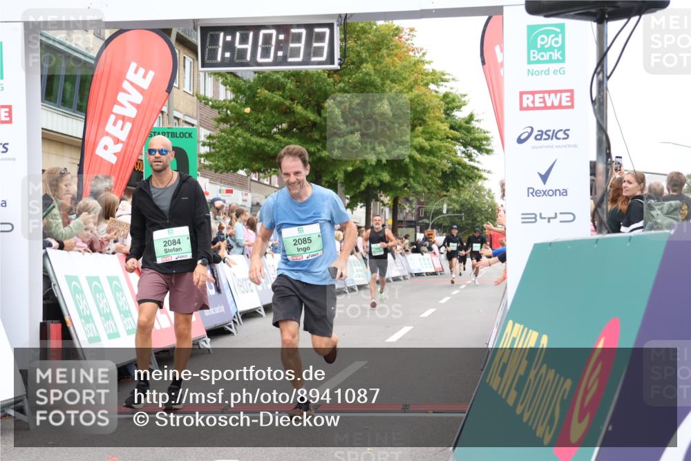 21.09.2025 - PSD Bank Halbmarathon Strokosch-Dieckow http://msf.ph/oto/8941087 21.09.2025 11:39:56 Ziel 1469, 1960, 1968, 2069, 2084, 2085, 2579, 2897, 3909 meine-sportfotos.de