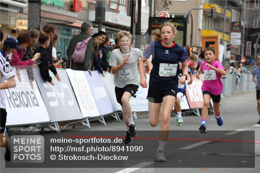 21.09.2025 - PSD Bank Halbmarathon Strokosch-Dieckow http://msf.ph/oto/8941090 21.09.2025 10:27:14 Ziel 128, 239, 242, 298, 329, 330, 398 meine-sportfotos.de