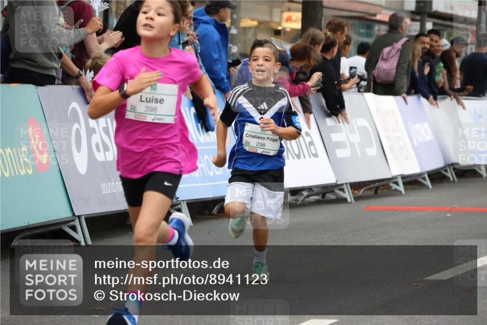 21.09.2025 - PSD Bank Halbmarathon Strokosch-Dieckow http://msf.ph/oto/8941123 21.09.2025 10:27:17 Ziel 128, 239, 242, 298, 329, 330, 398 meine-sportfotos.de