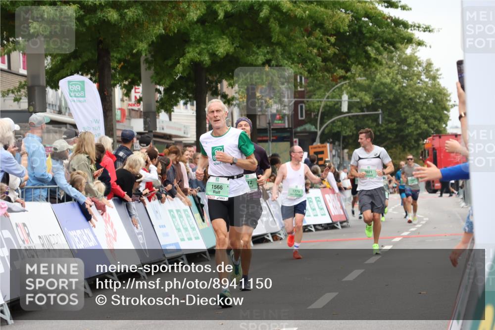 21.09.2025 - PSD Bank Halbmarathon Strokosch-Dieckow http://msf.ph/oto/8941150 21.09.2025 11:40:21 Ziel 1320, 1566, 1712, 1932, 2063 meine-sportfotos.de