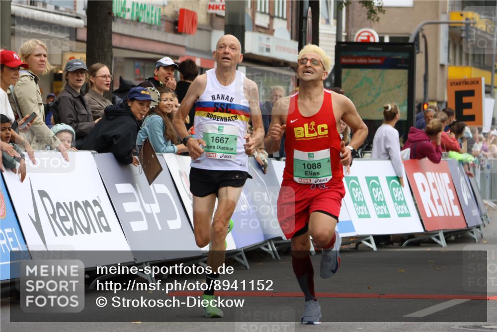 21.09.2025 - PSD Bank Halbmarathon Strokosch-Dieckow http://msf.ph/oto/8941152 21.09.2025 11:24:15 Ziel 1088, 1667, 1847 meine-sportfotos.de
